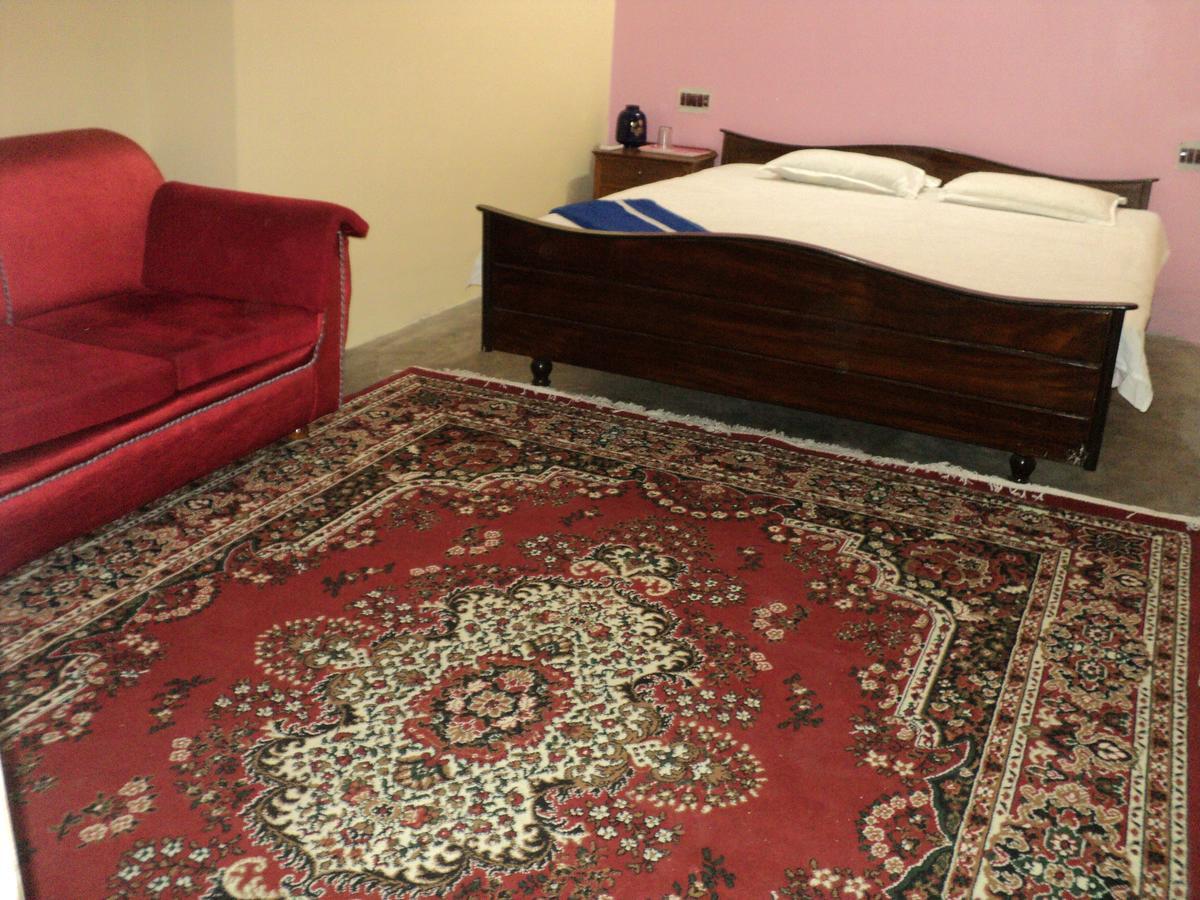 Hotel Royal Paying Guest Kalkuta Zewnętrze zdjęcie