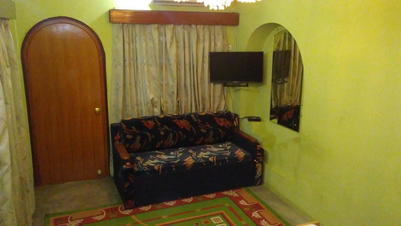 Hotel Royal Paying Guest Kalkuta Zewnętrze zdjęcie